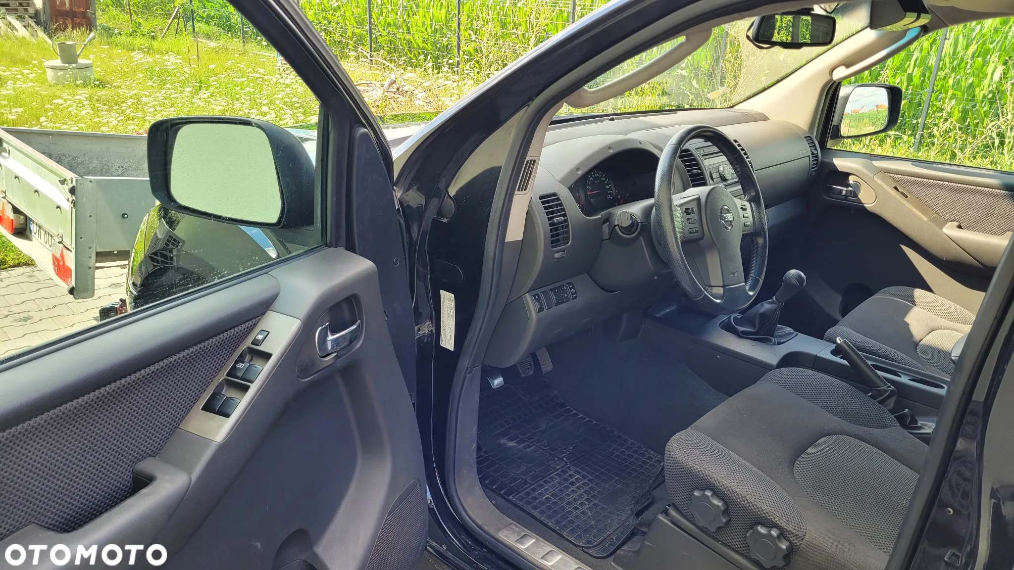 Nissan Navara 2.5 D XE - 9