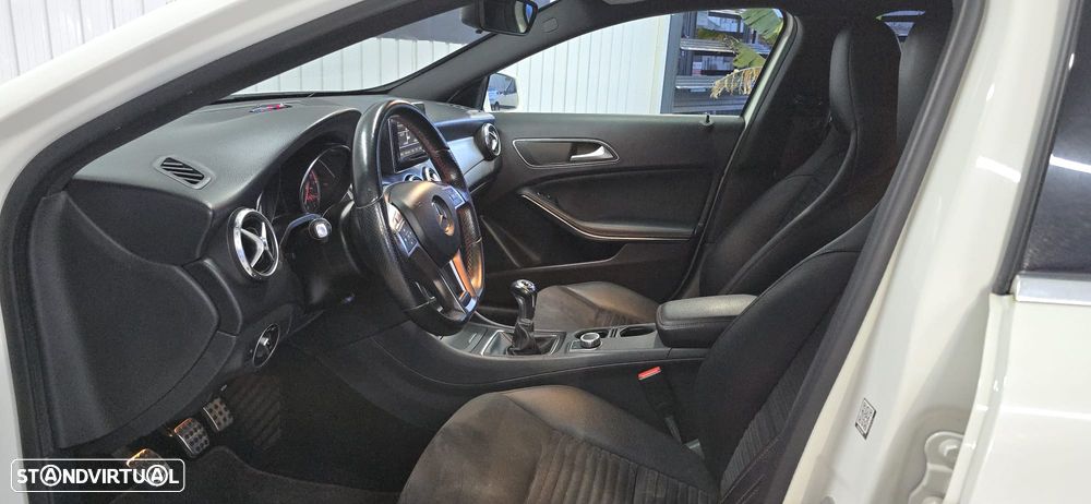 Mercedes-Benz GLA 200 CDI AMG Line - 21