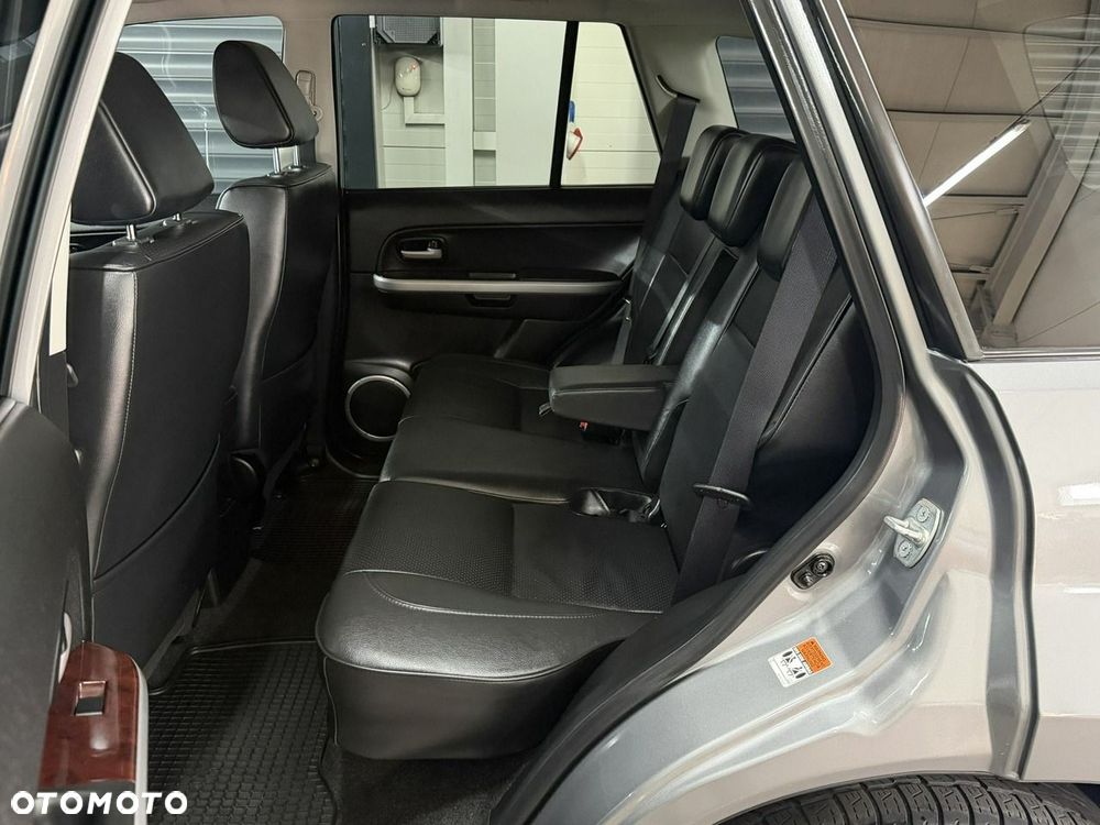 Suzuki Grand Vitara - 18