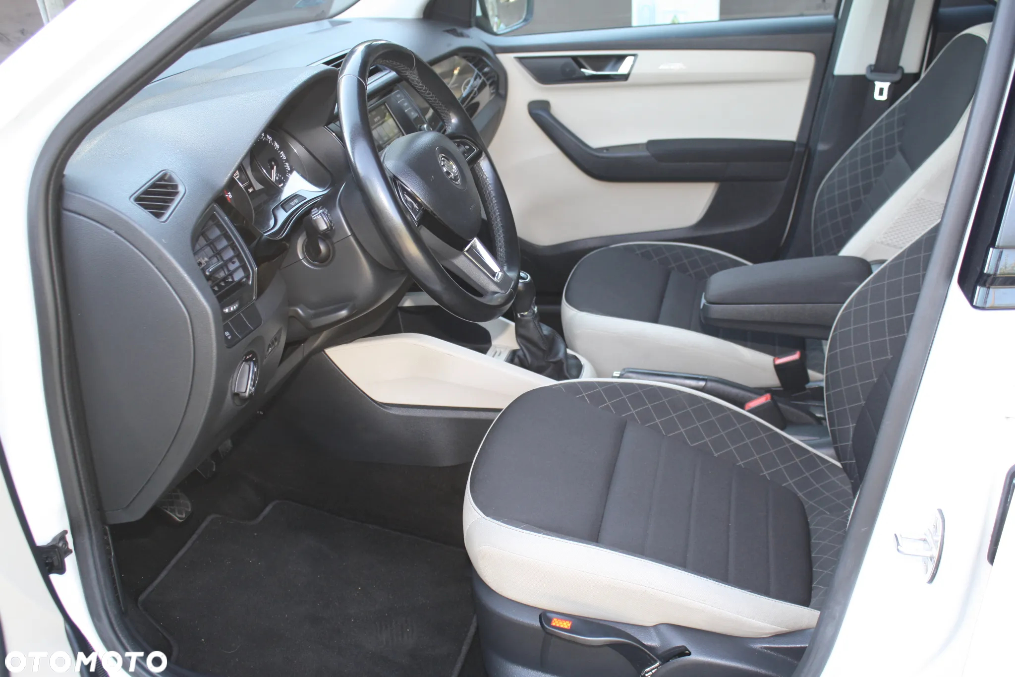 Skoda Fabia 1.2 TSI ScoutLine - 16