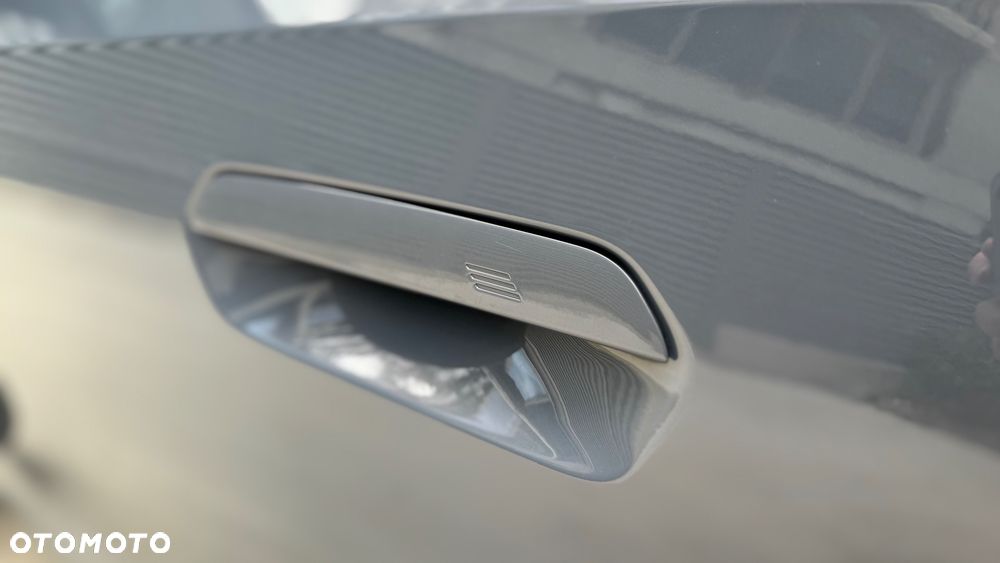 BMW Seria 2 218d Luxury Line - 11