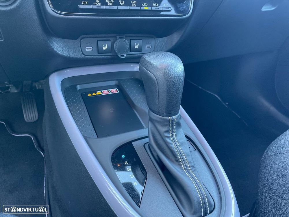 Toyota Aygo X 1.5 Hybrid Envy - 26