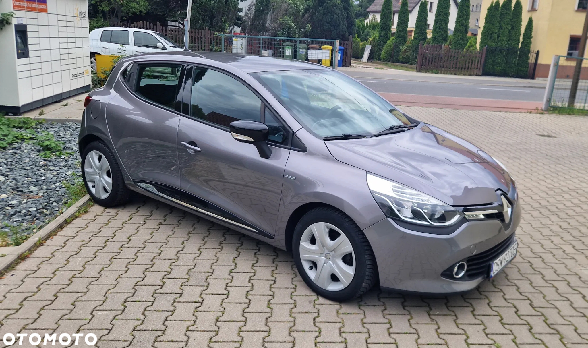 Renault Clio 1.2 16V Limited EU6 - 3