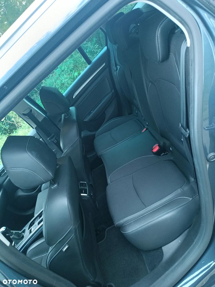 Renault Megane Grandtour TCe 140 GPF INTENS - 8