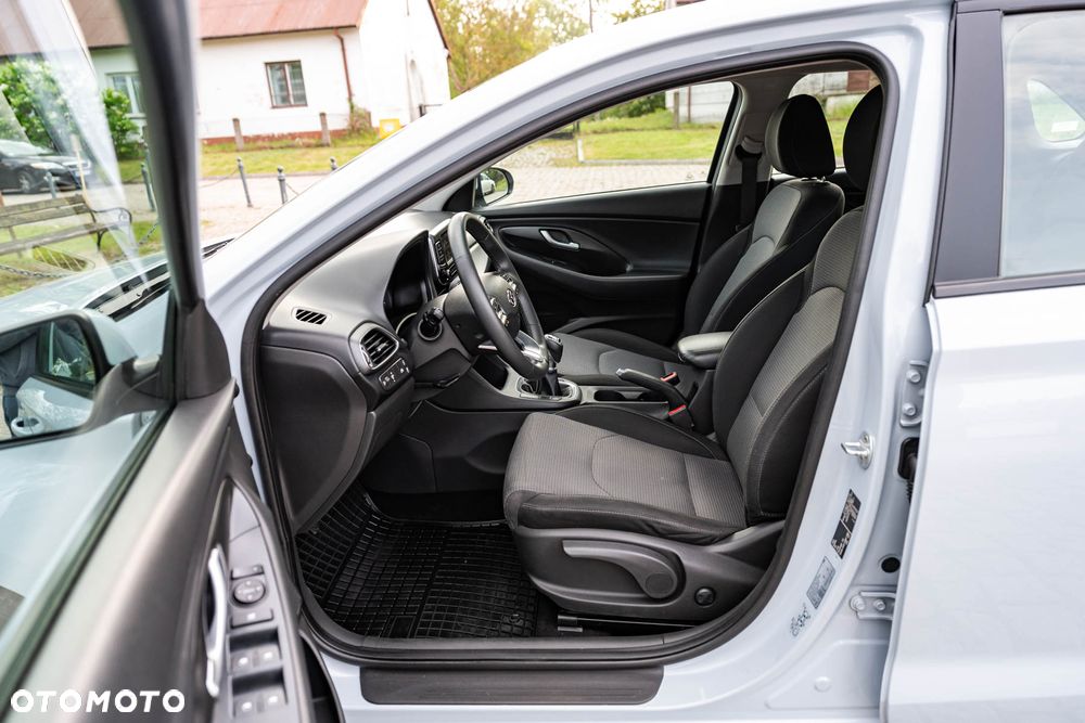 Hyundai i30 1.4 Classic + - 15