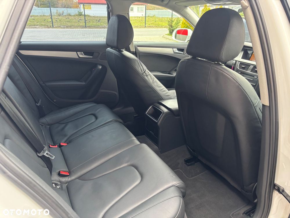 Audi A4 Avant 2.0 TDI - 25