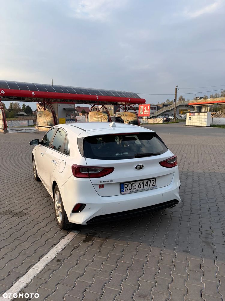 Kia Ceed 1.0 T-GDI M - 9