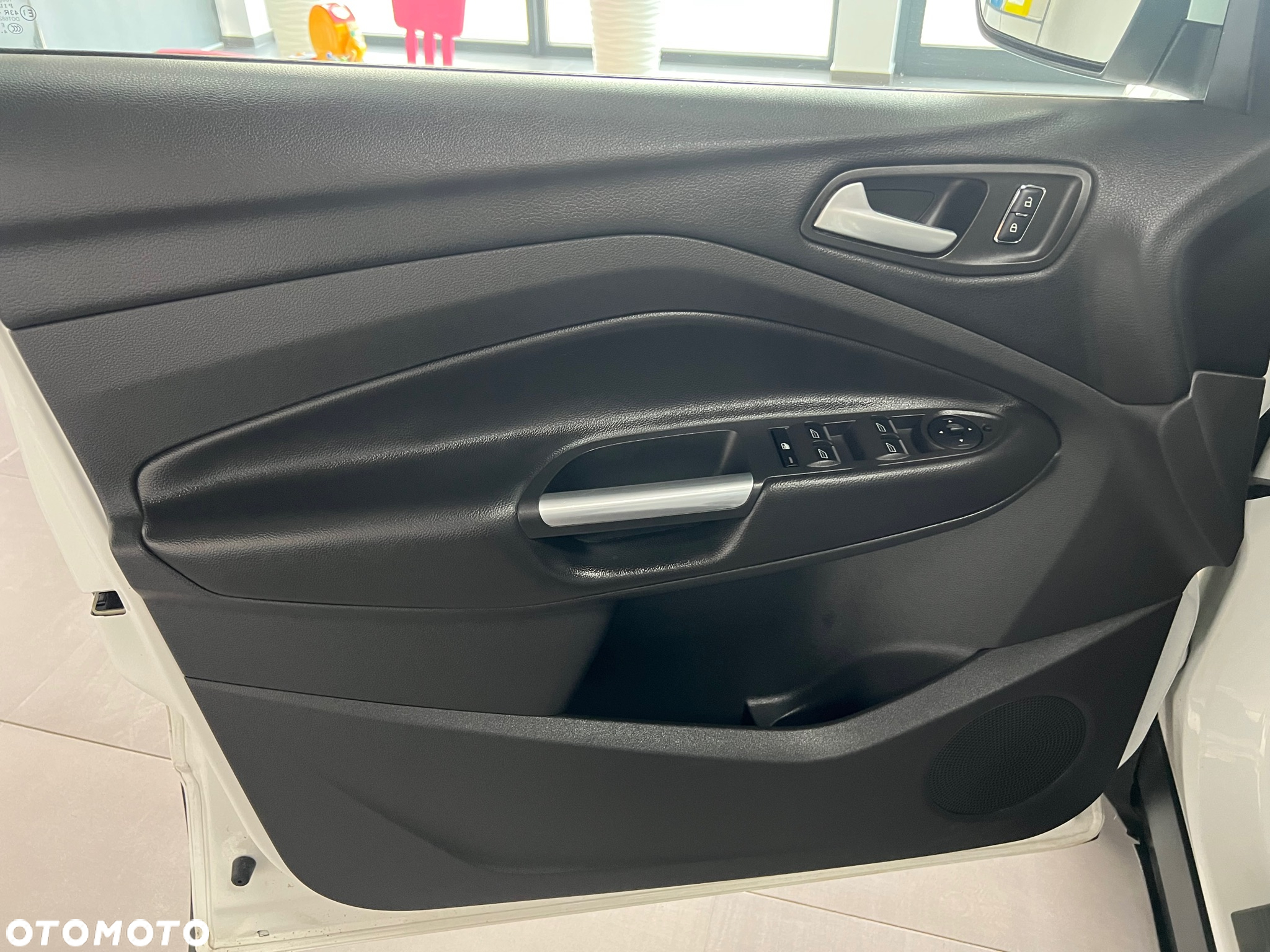 Ford Kuga - 20