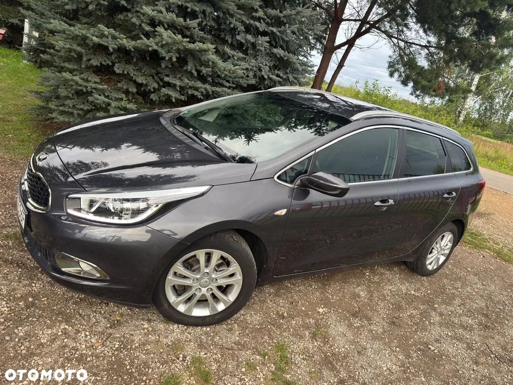 Kia Ceed - 22