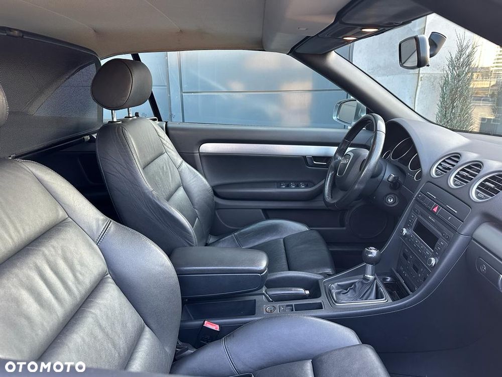 Audi A4 Cabrio 1.8 T - 8