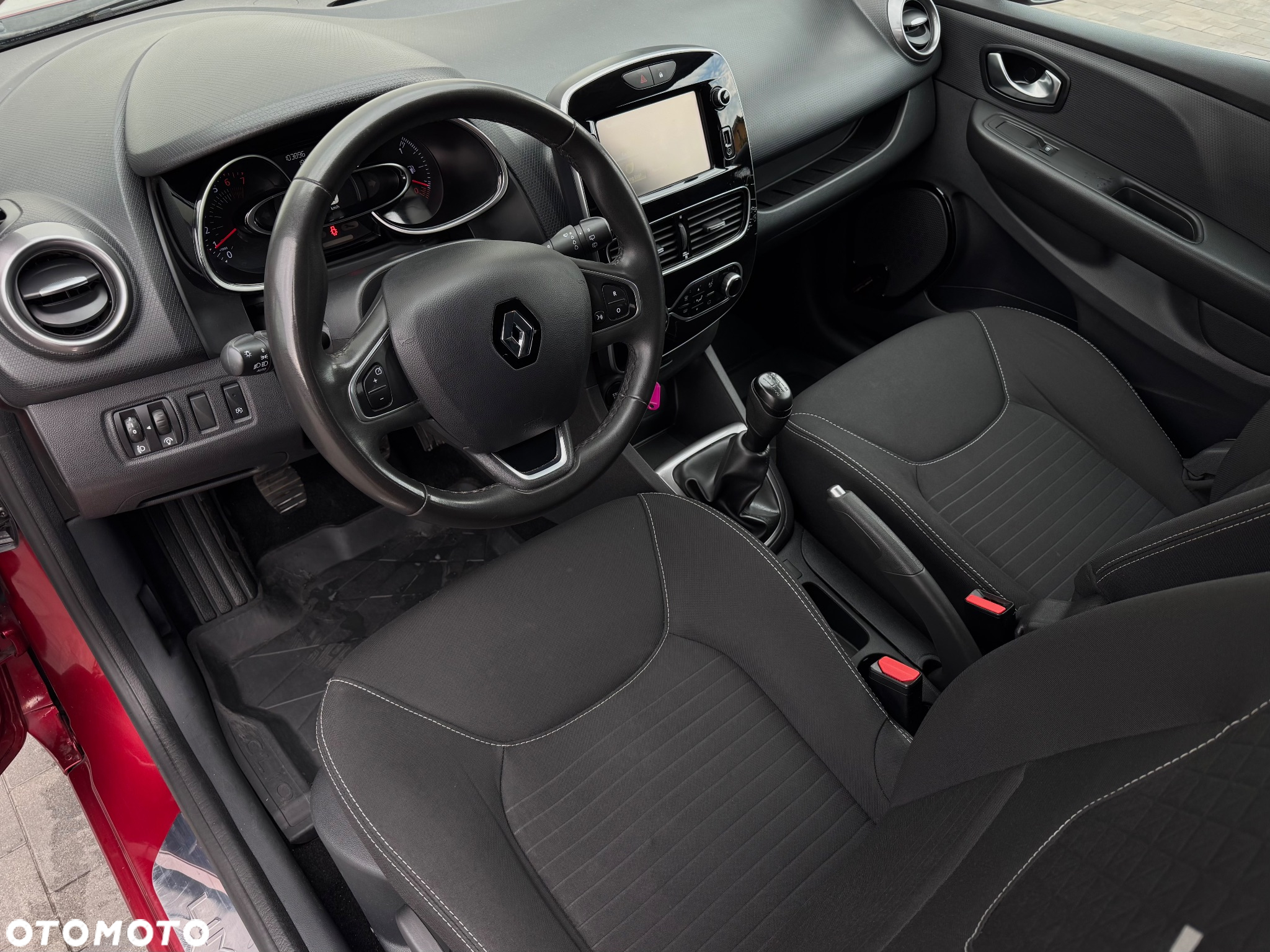 Renault Clio 0.9 Energy TCe Limited - 13