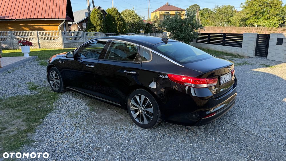 Kia Optima 1.7 CRDI XL DCT - 4