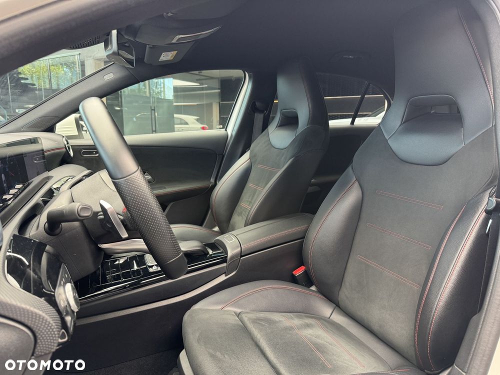 Mercedes-Benz Klasa A 250 E AMG Line 8G-DCT - 12