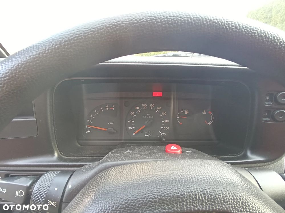 Ford Escort - 10