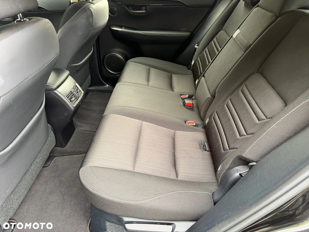 Lexus NX 300h Elegance AWD - 27