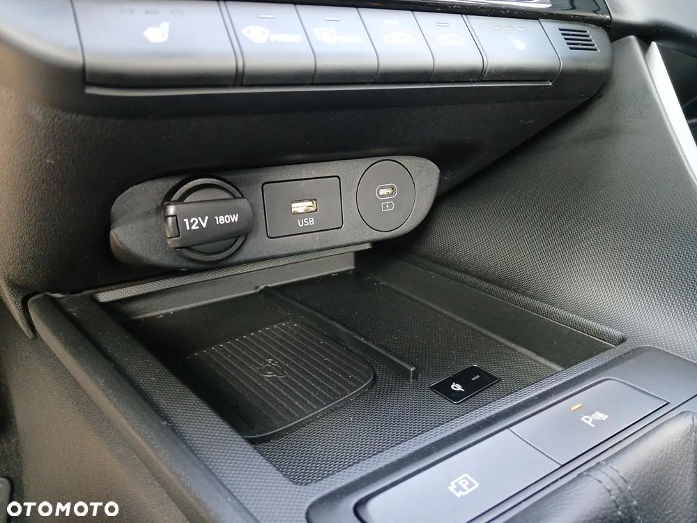 Hyundai Elantra 1.6 Smart - 23