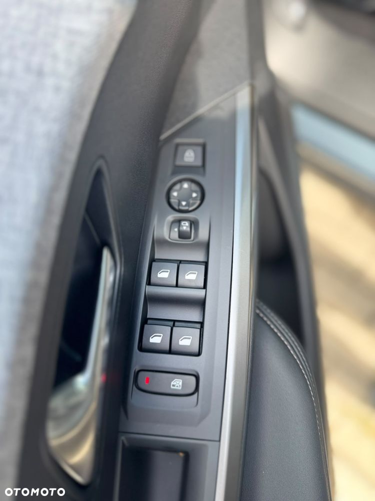 Peugeot 3008 - 13