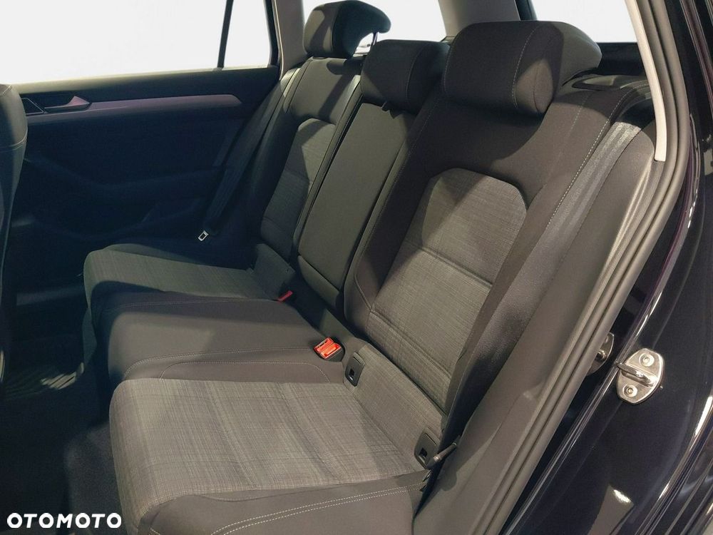 Volkswagen Passat Variant 2.0 TSI Business DSG - 16