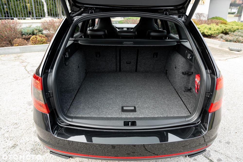 Skoda Octavia 2.0 TDI RS Challenge DSG - 19