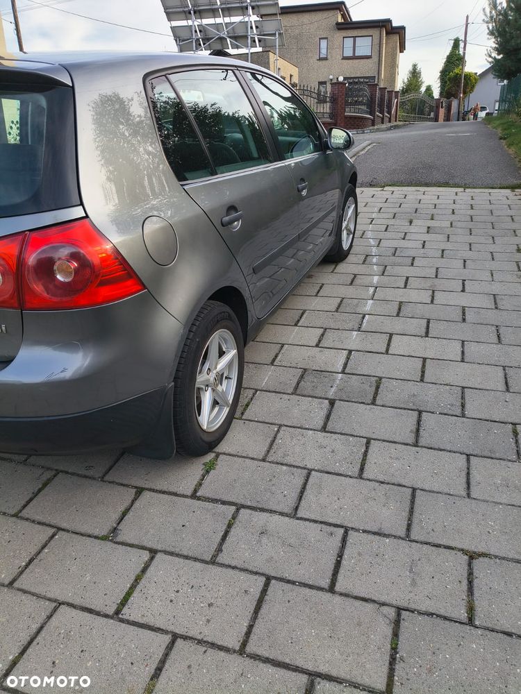 Volkswagen Golf 1.4 FSI Comfortline - 8