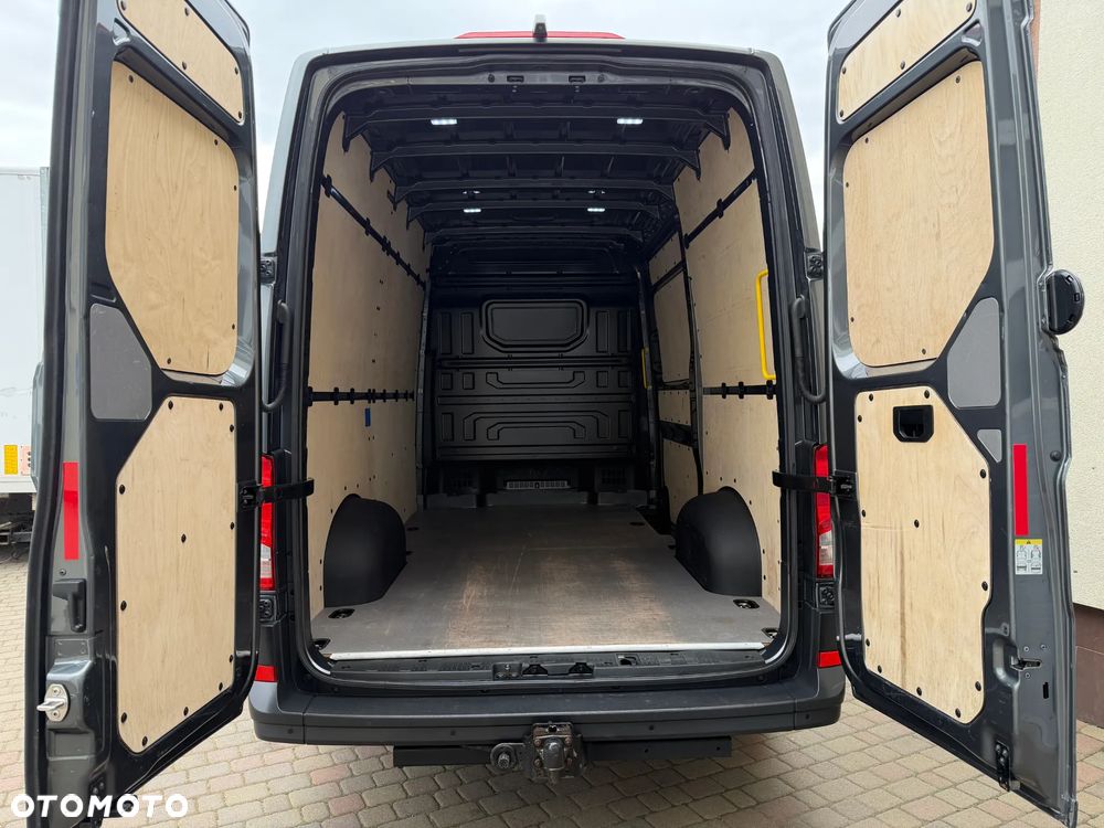 Volkswagen Crafter L2H2 - 11
