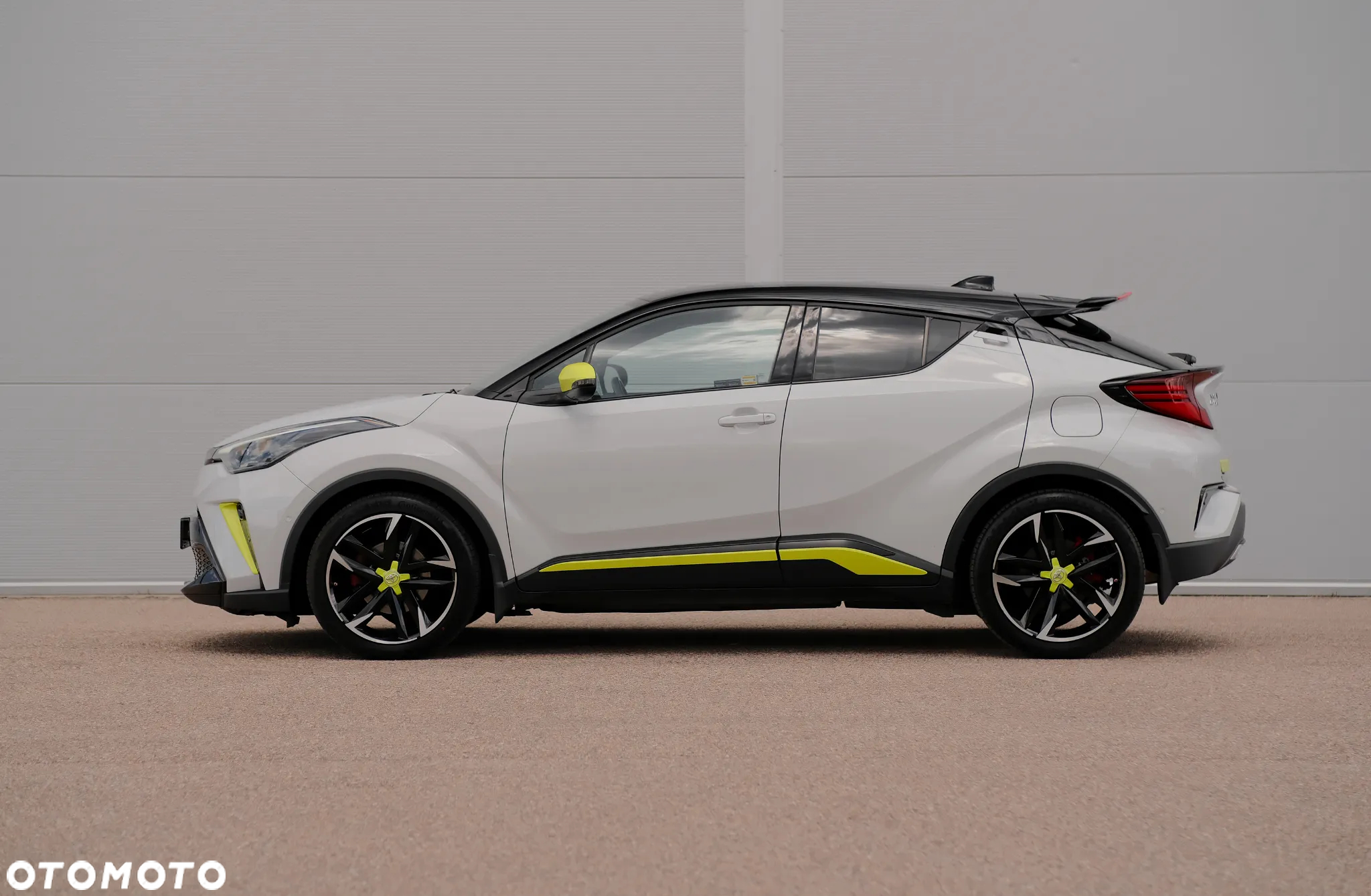 Toyota C-HR 2.0 Hybrid GR Sport - 6