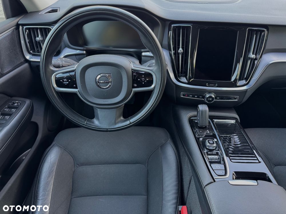 Volvo V60 T6 AWD Recharge Geartronic Inscription - 18