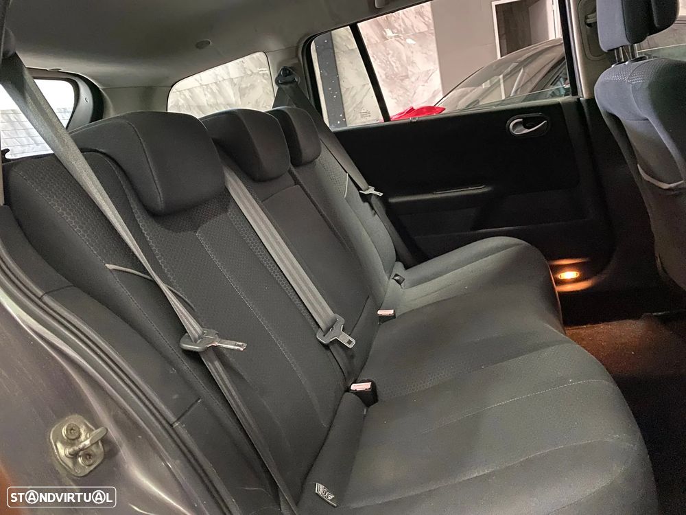 Renault Mégane Break 1.5 dCi C Authentique - 10