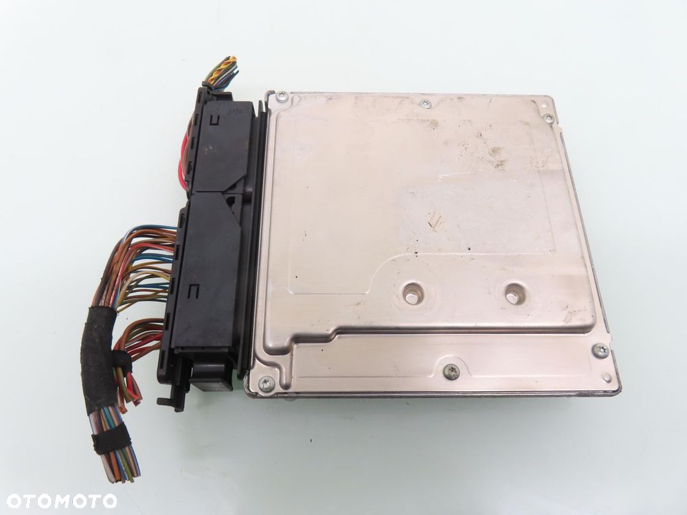 STEROWNIK BMW X3 E83 2.0d 7796571 0281011564 - 2