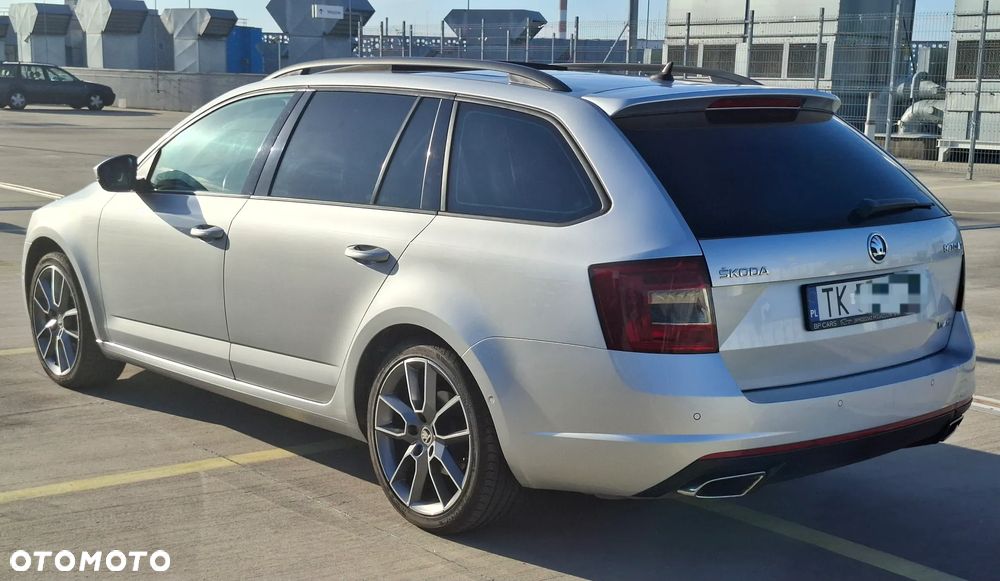 Skoda Octavia 2.0 TSI RS - 7