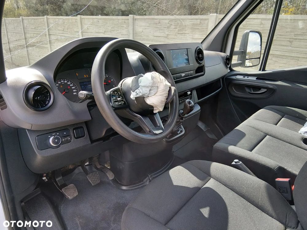 Mercedes-Benz SPRINTER 907 316CDI - 14