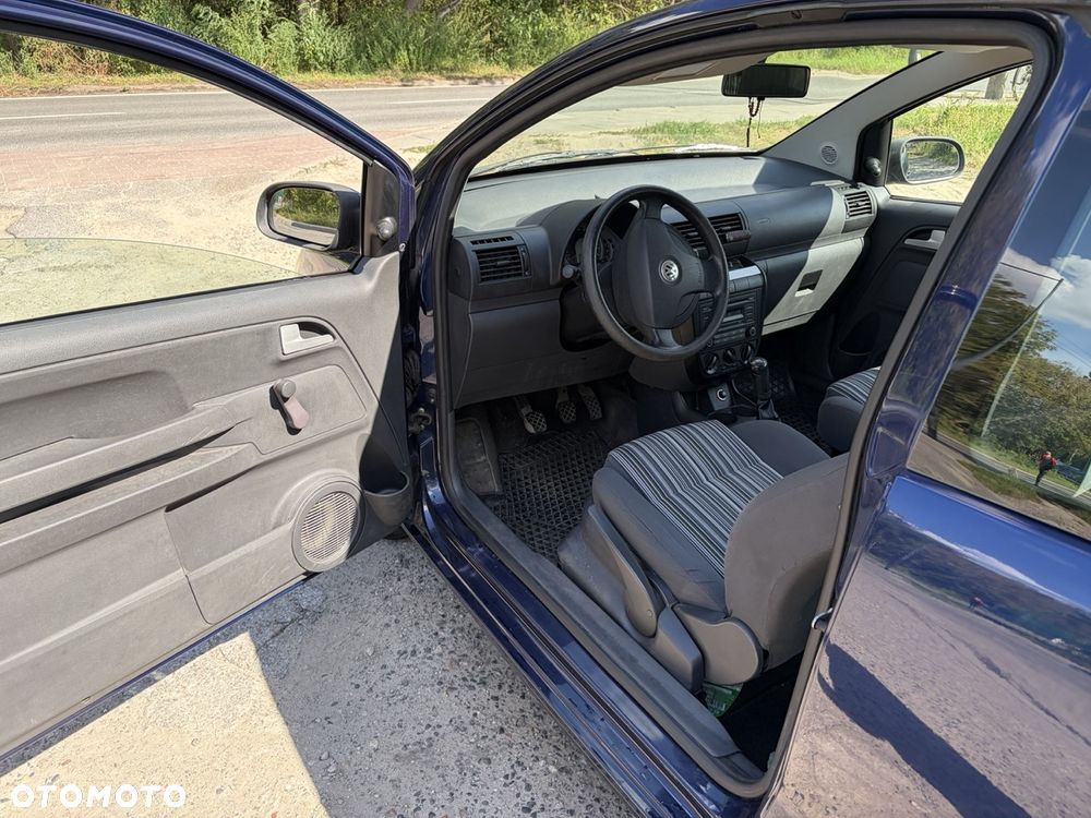 Volkswagen Fox - 10