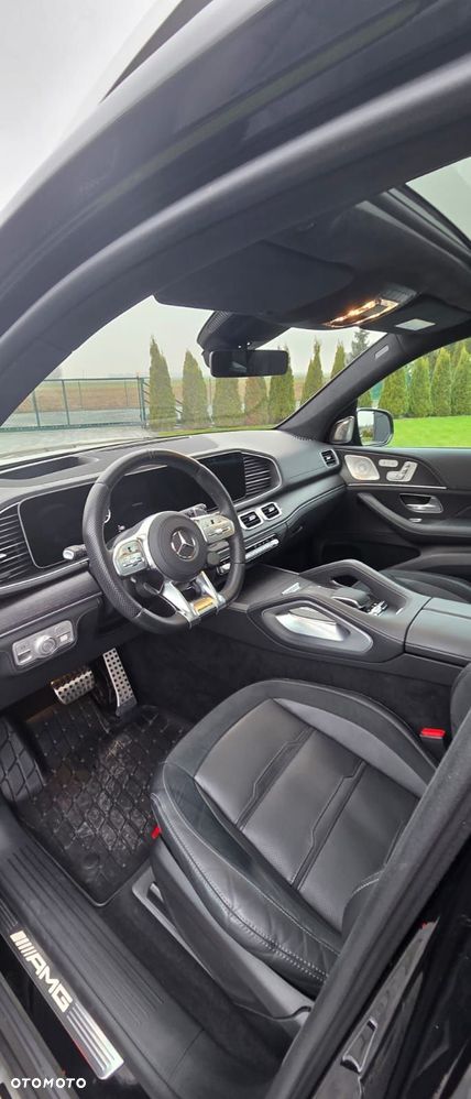 Mercedes-Benz GLS - 8