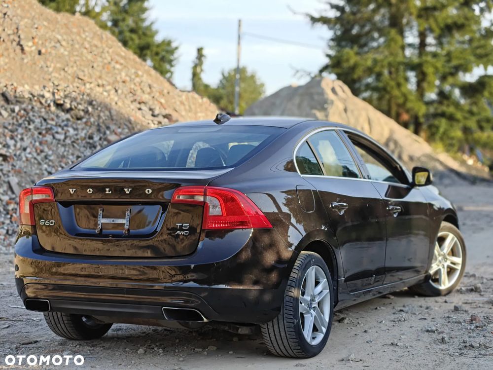 Volvo S60 2.5 T5 AWD - 4
