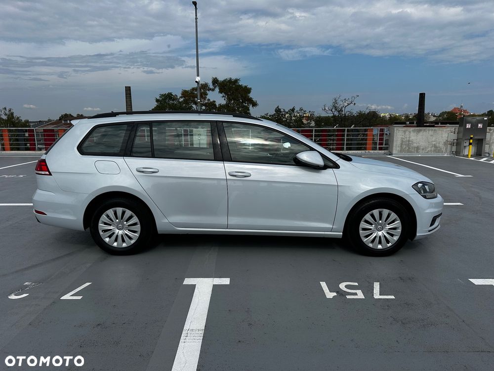 Volkswagen Golf Variant - 5