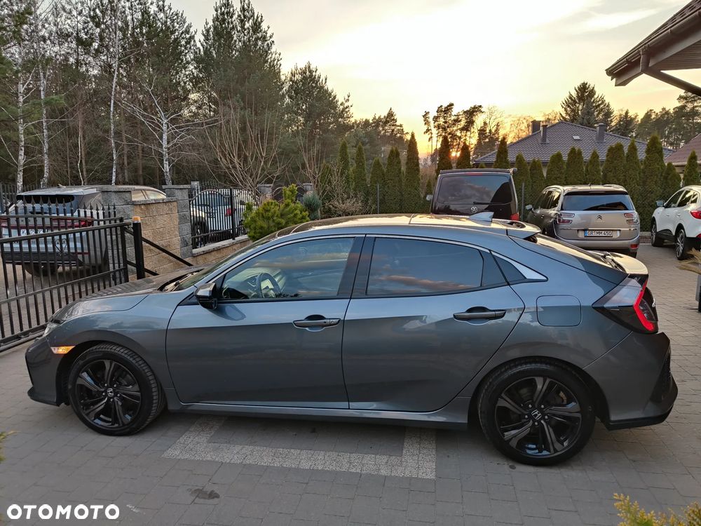 Honda Civic 1.6 i-DTEC Executive Black Edition - 36