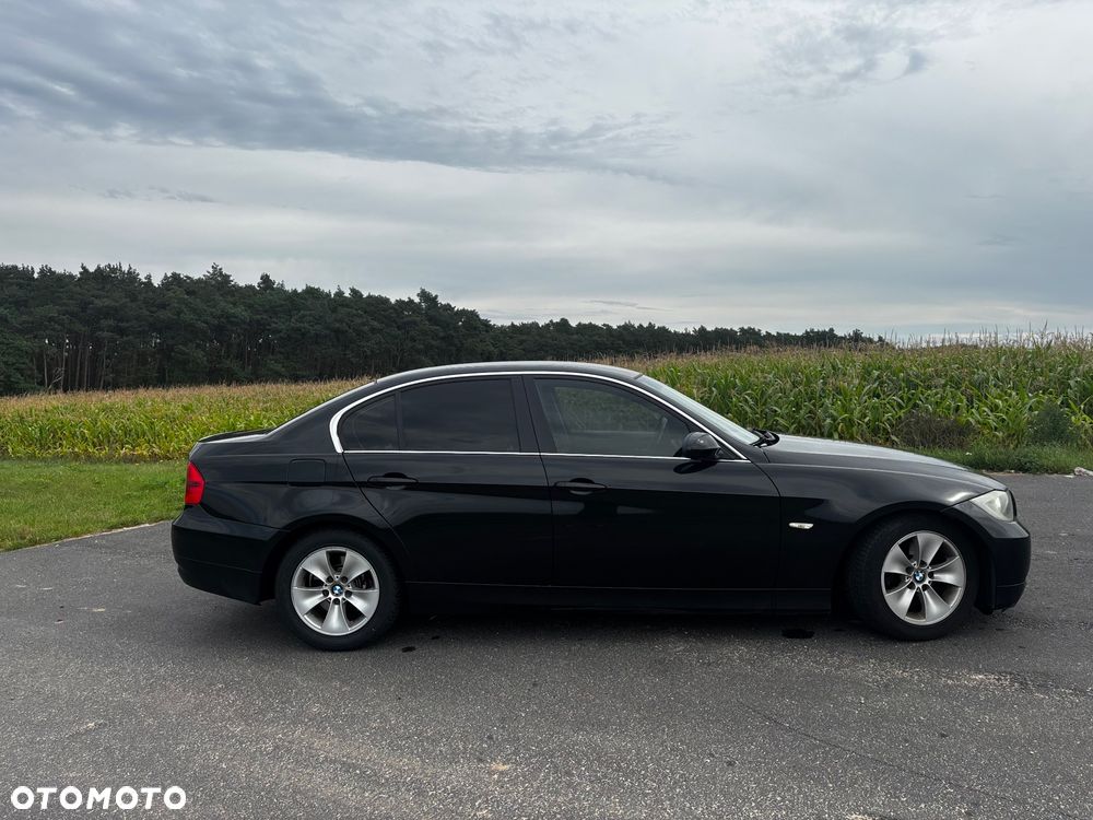 BMW Seria 3 325i - 8