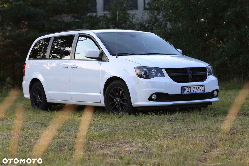 Dodge Grand Caravan 3.6 R/T - 7