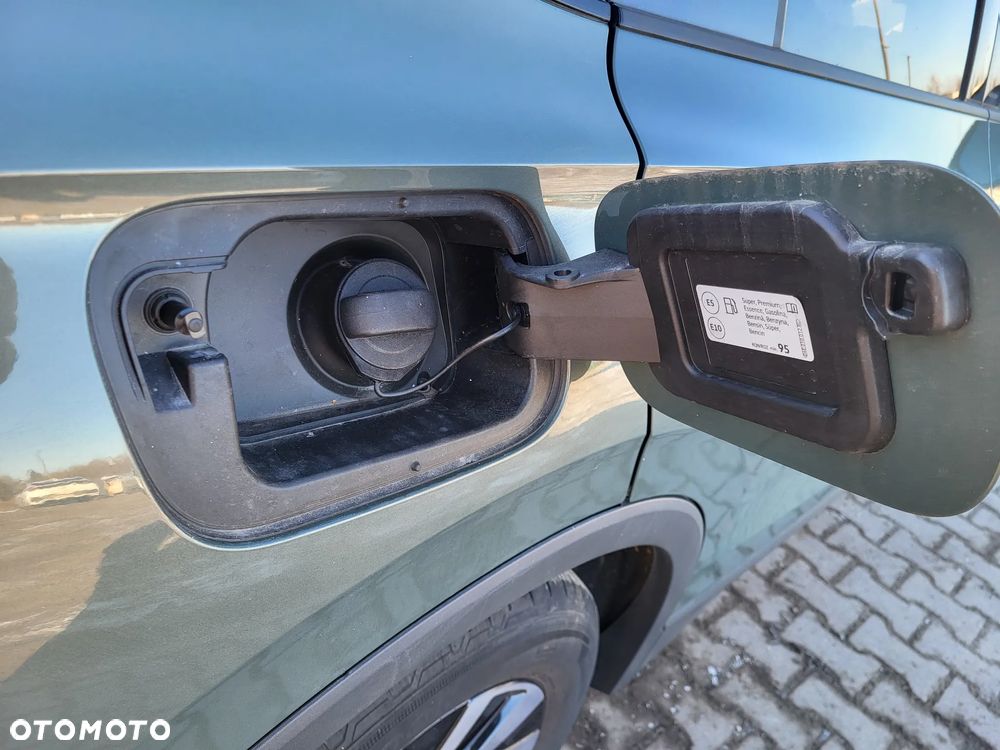 Volkswagen Tiguan - 14