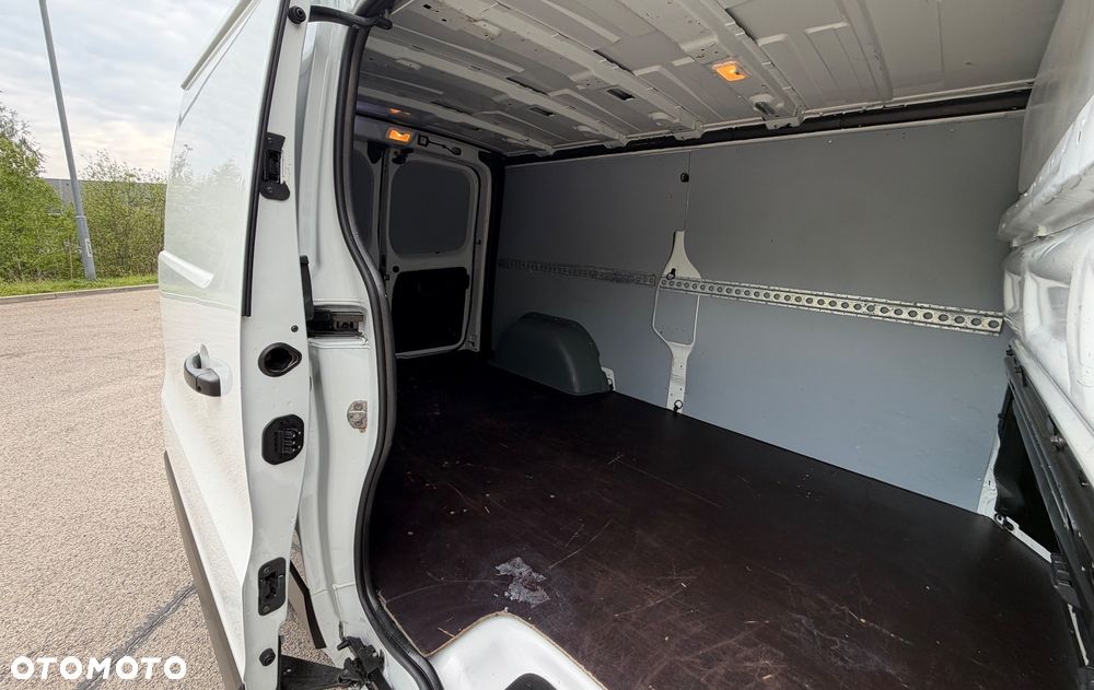 Renault TRAFIC L2H1 LONG 2016r 1.6 DCI 120KM - 6