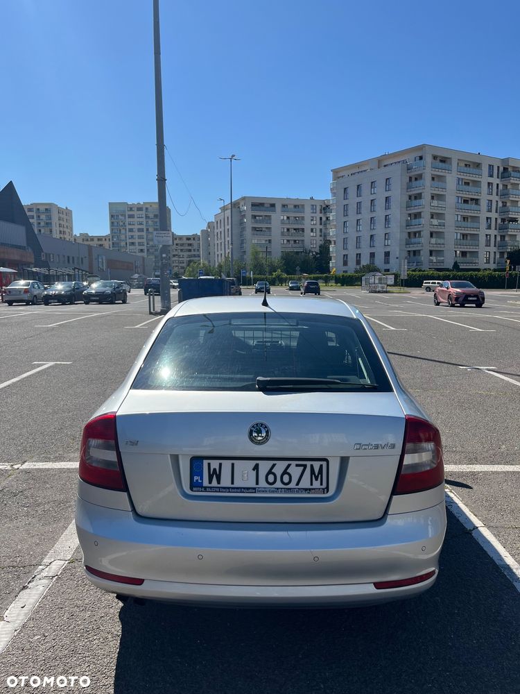 Skoda Octavia 1.4 TSI Ambiente - 3