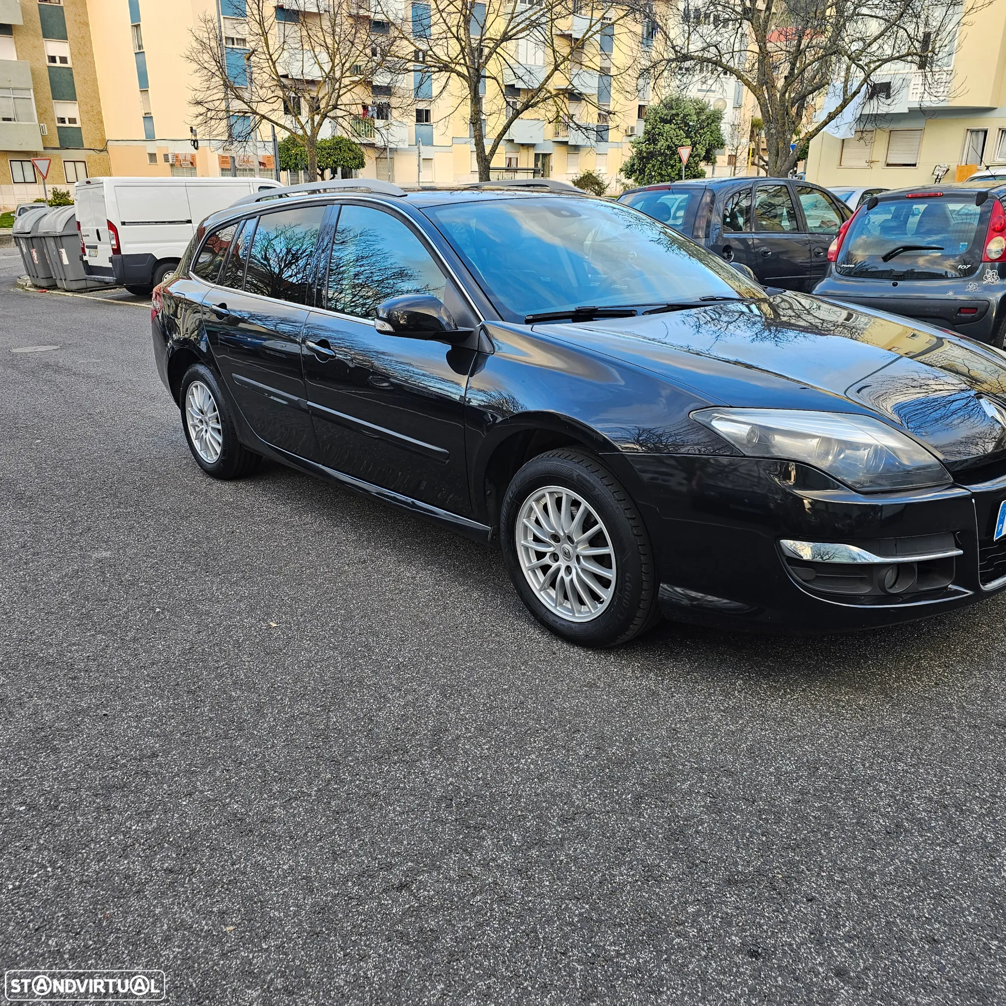 Renault Laguna Break 1.5 dCi SE Black Line - 3