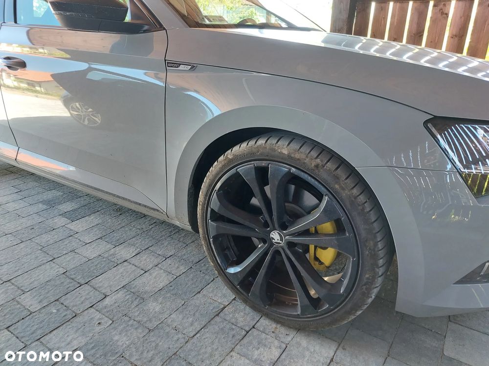 Skoda Superb 2.0 TSI 4x4 Sportline DSG - 29