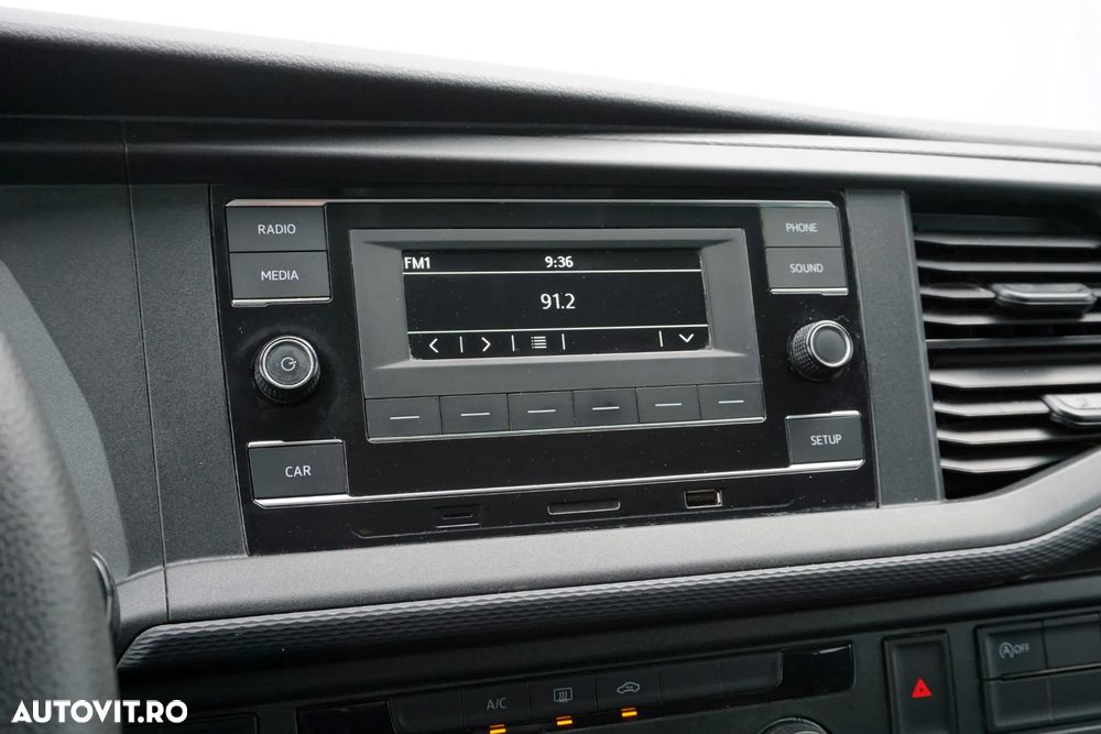 Volkswagen Transporter - 18