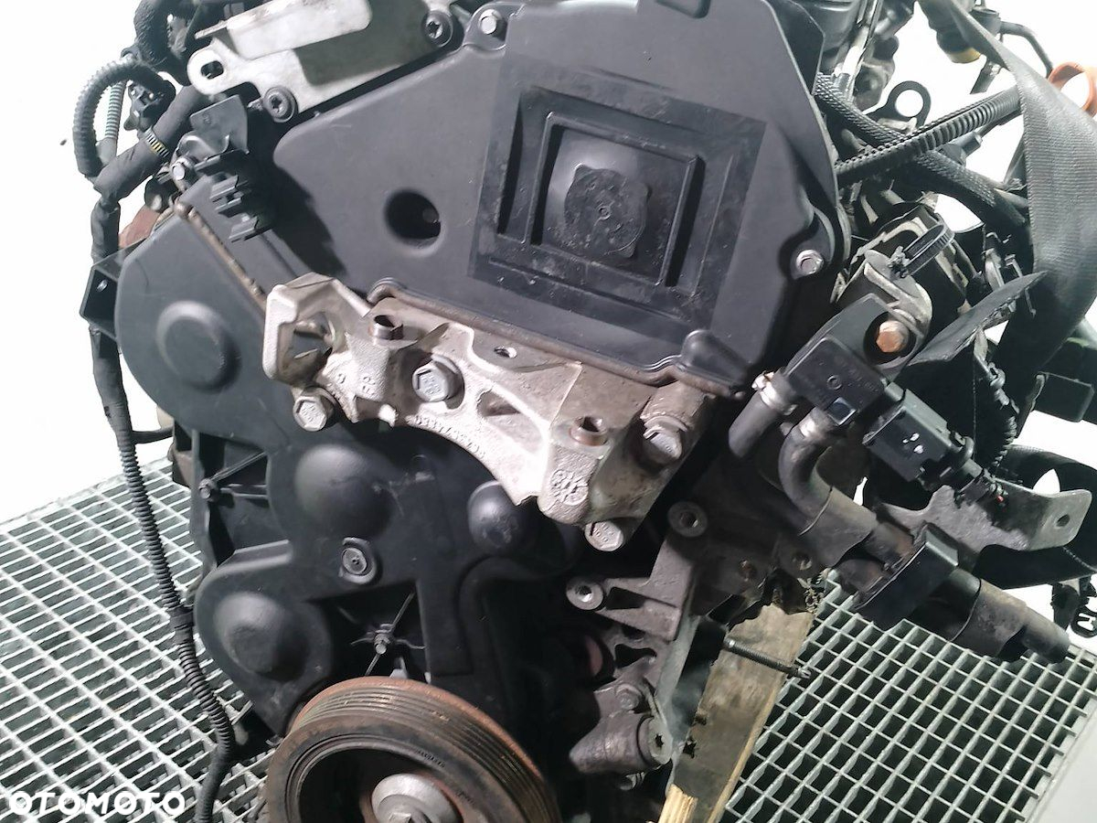 SILNIK PEUGEOT 206 PLUS 9684143880 1.4  HDI - 7