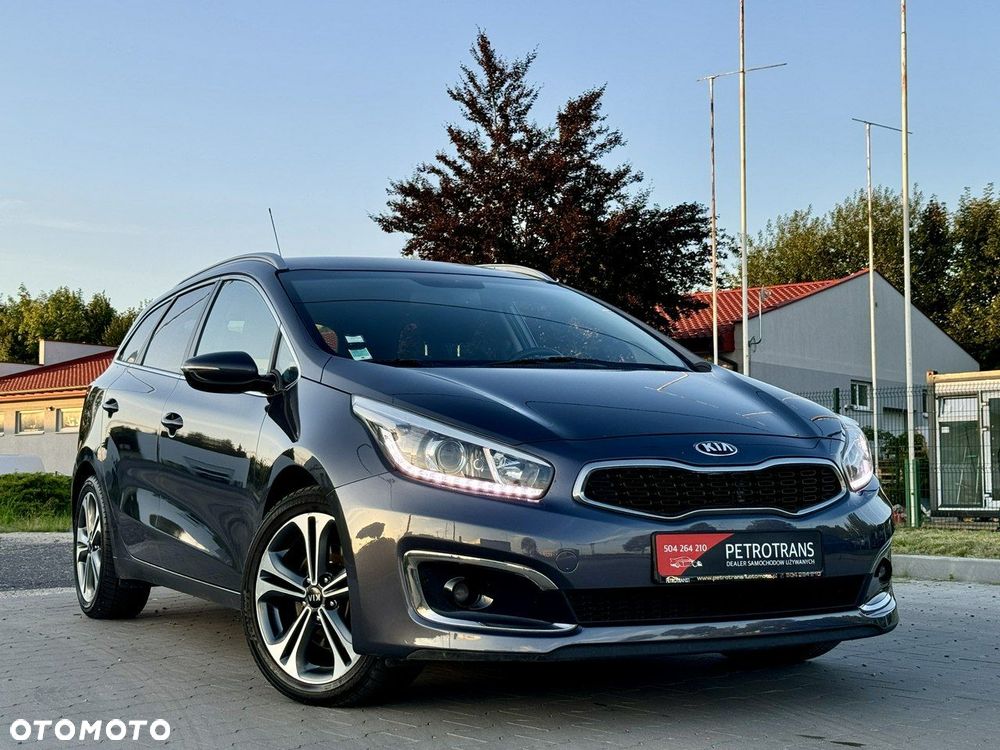 Kia Ceed 1.6 CRDi 136 ISG Platinum Edition - 14