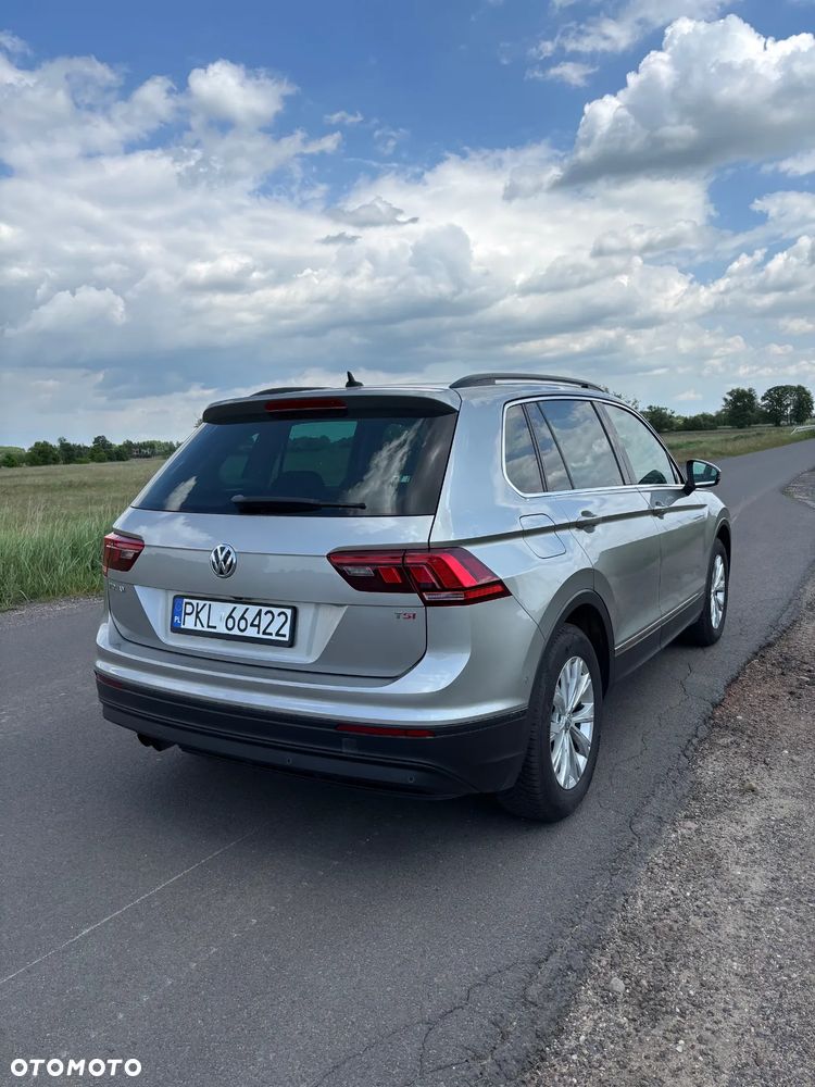Volkswagen Tiguan - 5