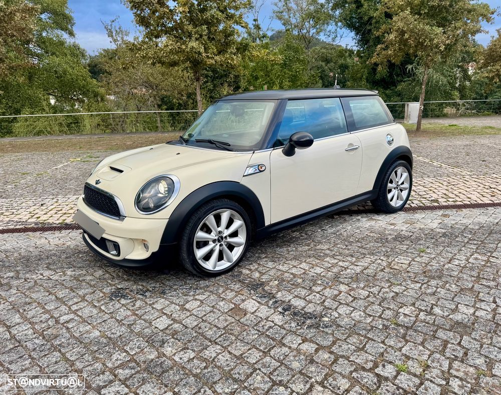 MINI 3 Portas Cooper SD - 1