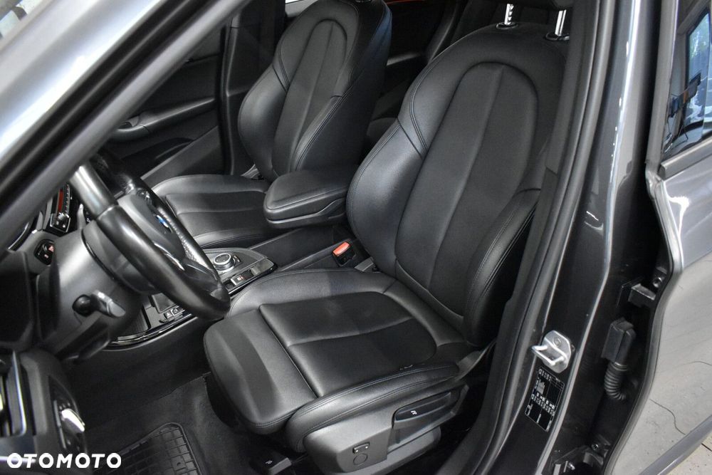 BMW X1 sDrive18i Sport Line - 10