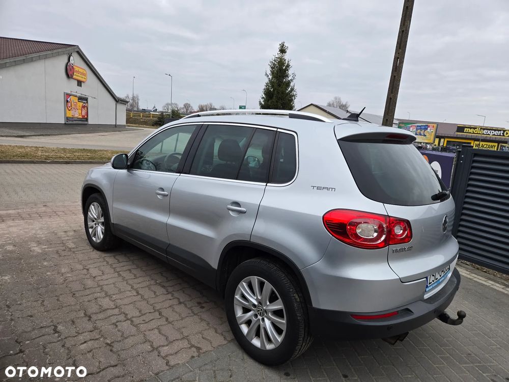 Volkswagen Tiguan - 7